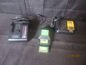 lot 352 image: TOTAL OF 3 CHARGERS&nbsp&nbsp- TMH 4HOUR QUICK CHARGER&nbsp- NICO PORTER CABLE&nbsp&nbsp- DEWALT DCB112 CHARGER&nbsp