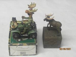 lot 382 image: WILD LIFE WALKING MOOSE 14779 &amp ATV MOOSE HUNTER BA3942&nbsp-&nbsp