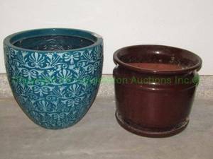 lot 144 image: Large capacity flower pots