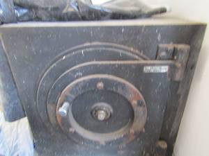 lot 438 image: SAFE  28x28x26  IS OPENED   BY  National ASSOCIATION SAFE . Combination unknown   BRING LOADING ASSISTANCE