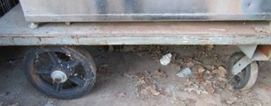 lot 448 image: Heavy metal cart 48x30x14