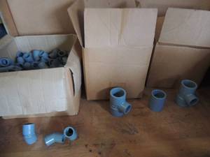 lot 88 image: CPVC pipe connectors 24-1.5-1.25 4 boxes total