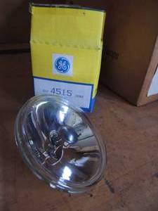 lot 95 image: Box of GE 6V 4515 30w 10 total