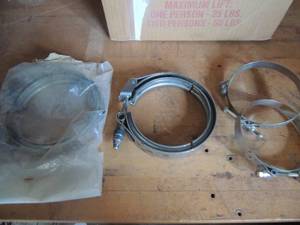 lot 118 image: Box of assorted heavy duty clamps