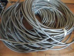 lot 121 image: Large roll of air line