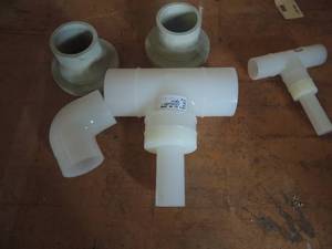 lot 123 image: Box of misc. Thick plastic fitting , elbows and more