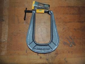 lot 147 image: Heavy duty brirk cotton 2.5 extra deep REACH  C-Clamp  QTY 8
