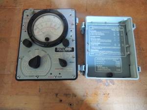 lot 167 image: Multi meter serial #892-C fuse 2.5A