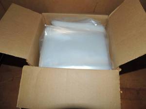 lot 189 image: Box of plastic slip covers or bags over 500 pieces