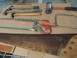 lot 234 image: 3 different hand saws, 3 ball ping hammers, 1 double ended rubber hammers