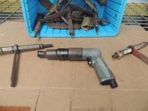 lot 249 image: Ranch torch   c-clamp x 6