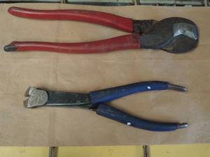 lot 352 image: wire cutters, crimpers and specialty tools