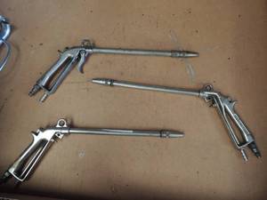 lot 483 image: 3 air compression nozzle guns
