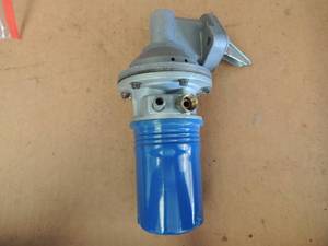 lot 499 image: Fuel pump in box FP-1495