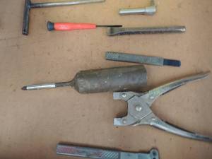 lot 516 image: Assorted tools