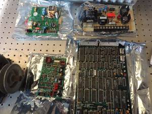 lot 517 image: Motherboards large and small