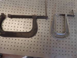 lot 533 image: Hargrave C clamp 8.5 x 6.5 and forged steel C clamp 13x7