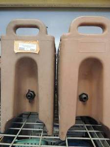 lot 559 image: 4 Si-lite drink igloos with spigots on side for hotcold insulation