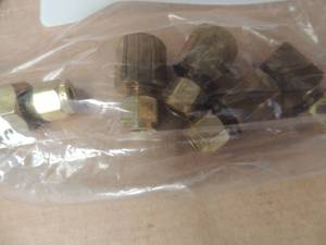 lot 572 image: Brass fillings