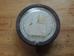 lot 605 image: Pressure guage Heise CM-10000092TC 1.3 PSI