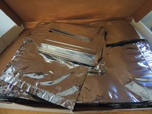 lot 616 image: Large Safety moisture lock shipping bags