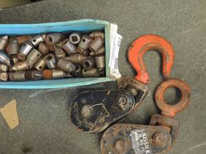 lot 652 image: 2 heavy Kissick hooks    tub of Apex HTS NOS patent Nos