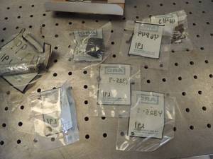 lot 686 image: Box service kit 47756 drive filters or screens