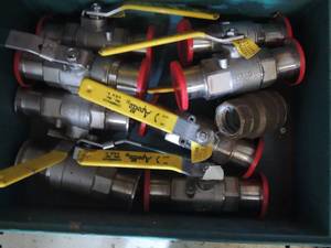 lot 688 image: 9 shut off valves