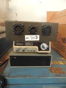 lot 704 image: Tractor northern motorola 2 way radio no plug