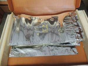 lot 725 image: 2 boxes of safety bags dry no air