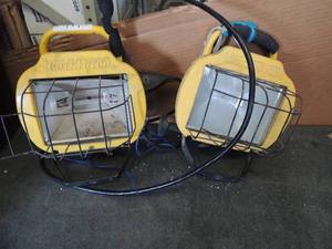 lot 747 image: 2 yellow workforce lights