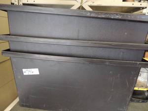 lot 746 image: 3 brown stackable trays
