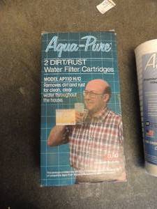 lot 777 image: Aqua pure 2 dirtrust water filter cartiges AP110H-C