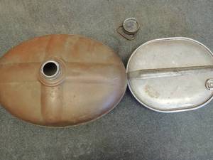 lot 779 image: 2 metal navy water canteens 1 silver 1 brown