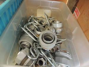 lot 803 image: hooks and 112pipe fittings