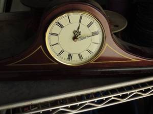 lot 848 image: 18 Funai TV FT 1361 model   BOMBAY CLOCK 7x19