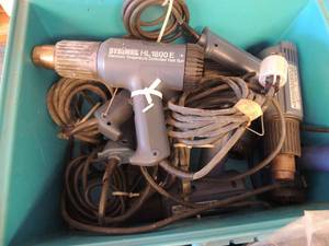lot 857 image: 8 Sterile HL1800E Electronic  heat guns