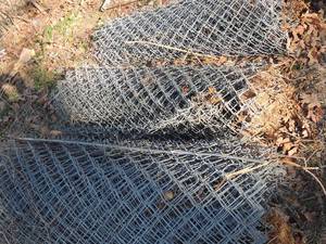 lot 881 image: 3 rolls chain link fencing