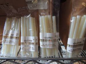 lot 27 image: 4 glue sticks White glitter x 3 boxes