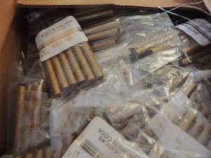 lot 30 image: 4 glue sticks Gold glitter x 4
