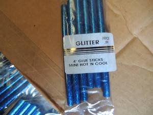 lot 31 image: 4 glue sticks Blue glitter x 2 BOXES