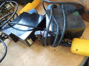 lot 933 image: Lyft control superior electric model BM131411  QTY 3