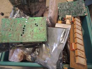 lot 936 image: Mother boards and electric parts and components