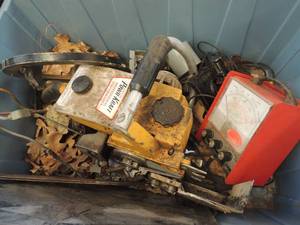 lot 975 image: Power Kraft chainsaw SAE 20-2 cycle PARTS  Snap on multi meter MT 826