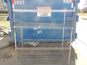 lot 983 image: Metal shelving unit (comes apart)