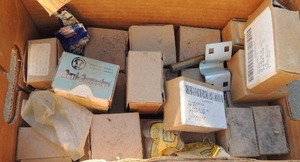 lot 1010 image: Nylon patterings boxes of nuts, plain, hex cres PSVTPN 264
