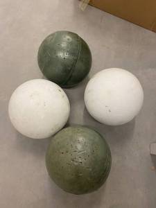 lot 129 image: 10� Solid Styrofoam Balls for arrangements (4)