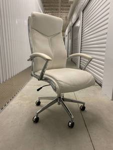 lot 143 image: White Leather Office Chair