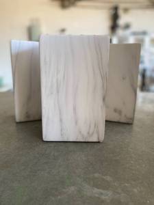 lot 56 image: 3 Whiteblack marble Planters