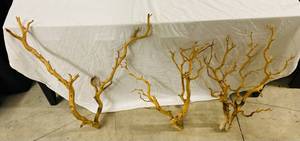 lot 110 image: Decorative Manzanita Branches